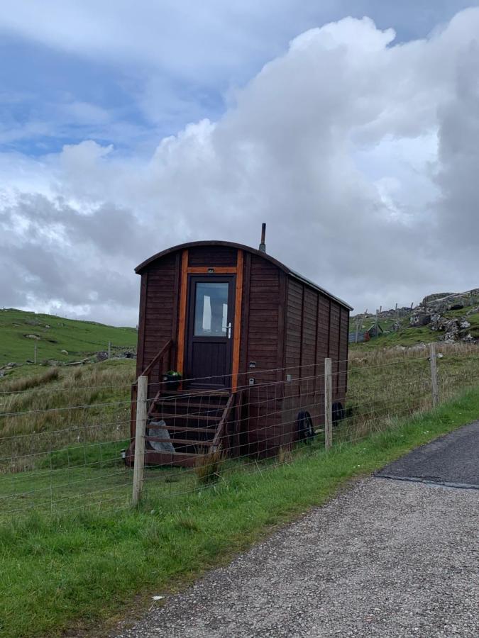Eco Crofters Wagon By The Beach Oldshoremore Kültér fotó